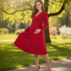 Czerwona sukienka ciążowa i do karmienia Wanessa – rozkloszowany krój