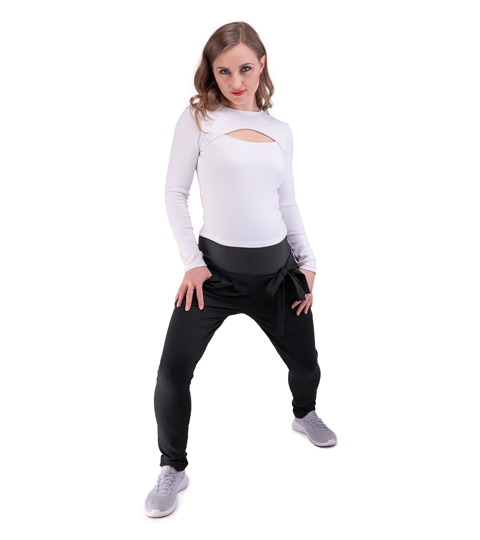 Spodnie dresowe ciążowe Mila w czarnym kolorze Bensini