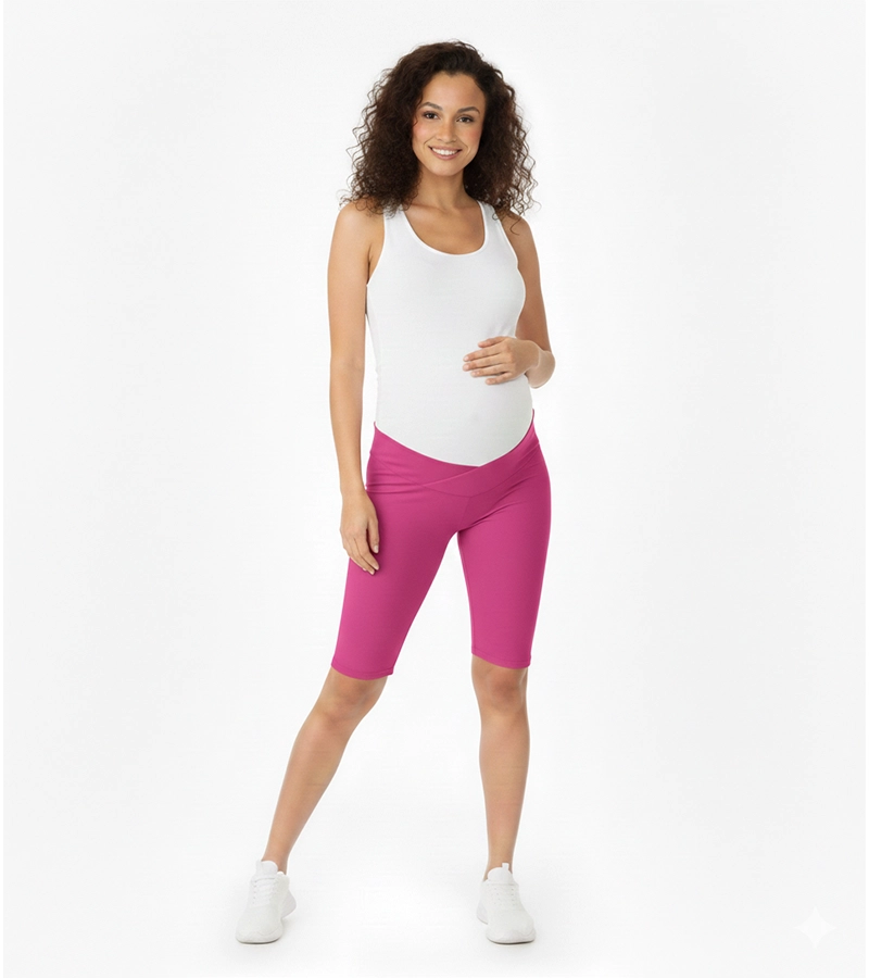 Krótkie legginsy damskie - ciążowe przed kolano ze skośnym pasem pod brzuch w kolorze amarant Bensini®